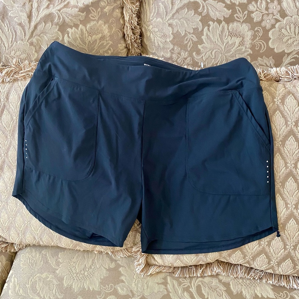 BVVU shorts black new XL